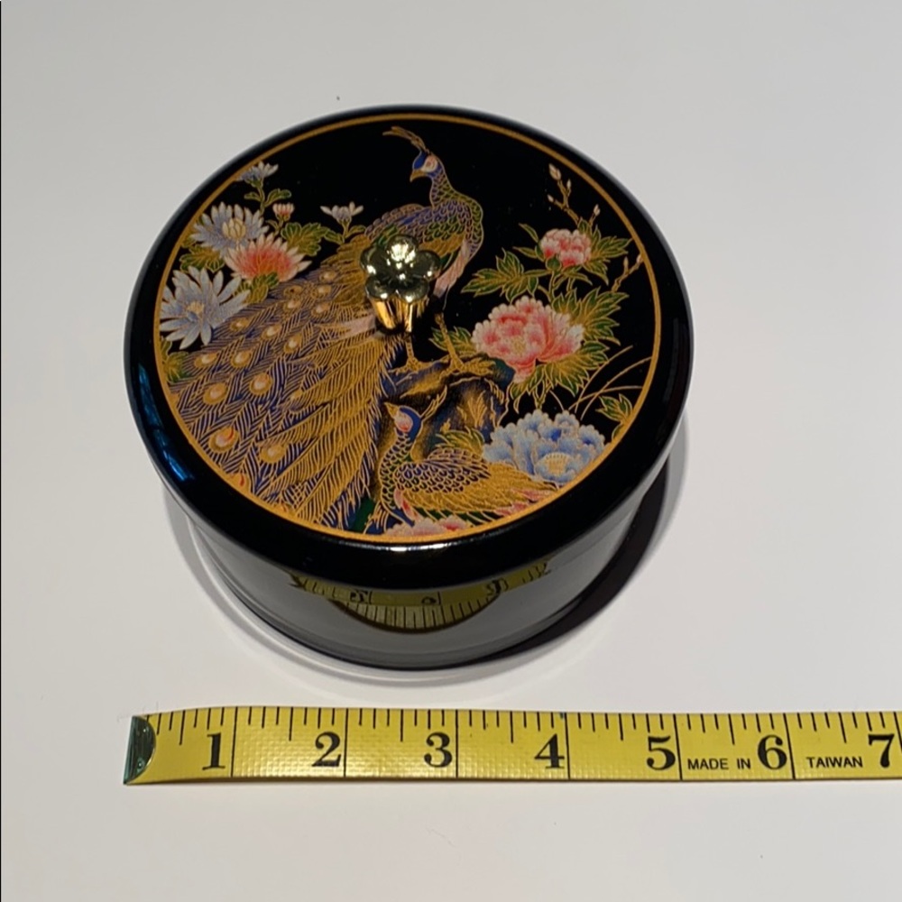 5” Jewelry box - Picture 2 of 5